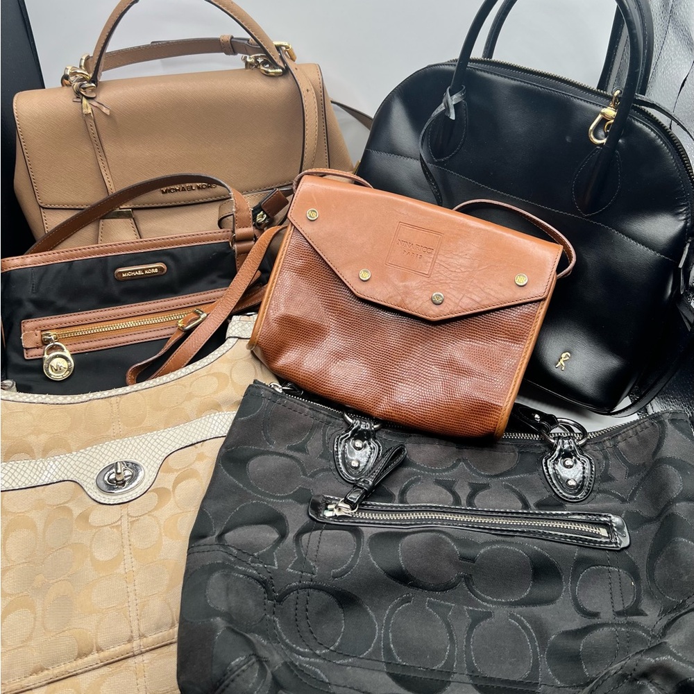 Designer Handbag Bundle: Coach / Michael Kors / Nina Ricci / Roberta Di Camerino